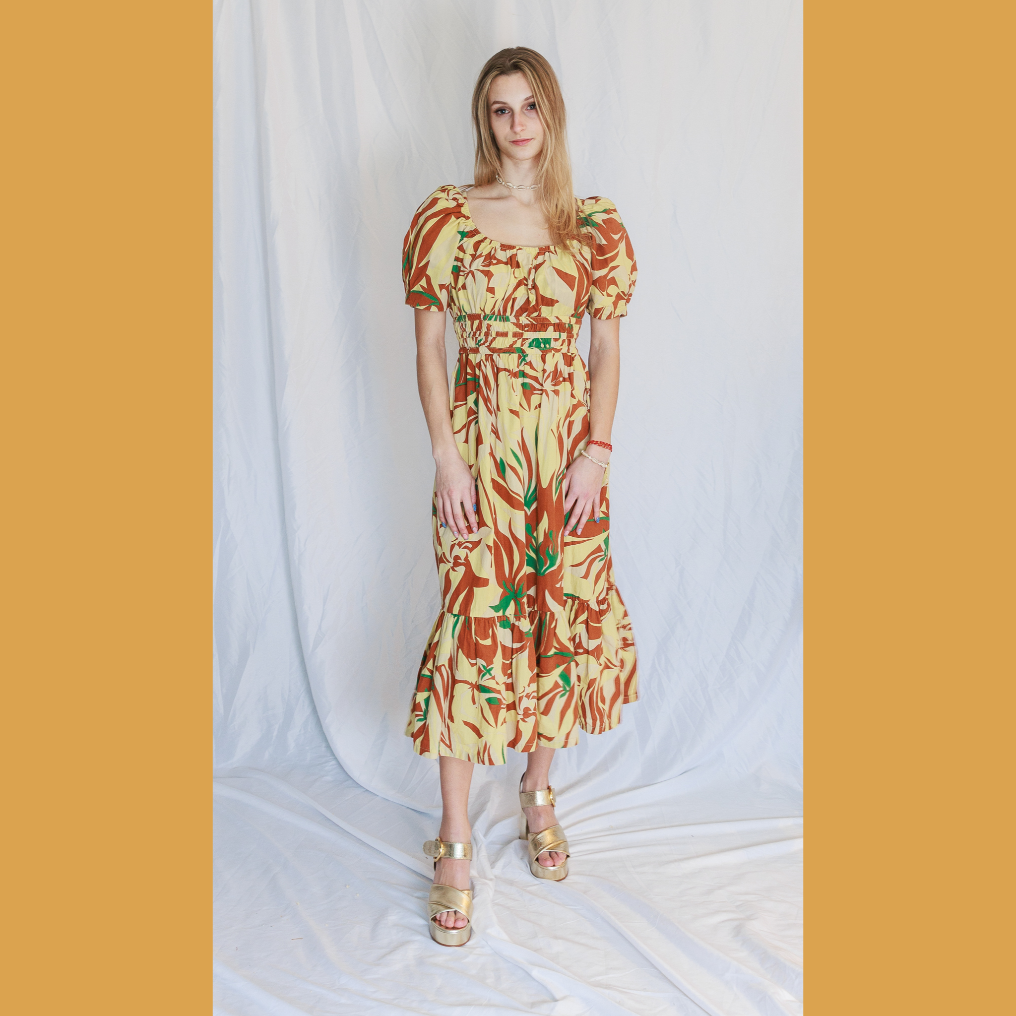 Alia Dress in Vintage 70s print