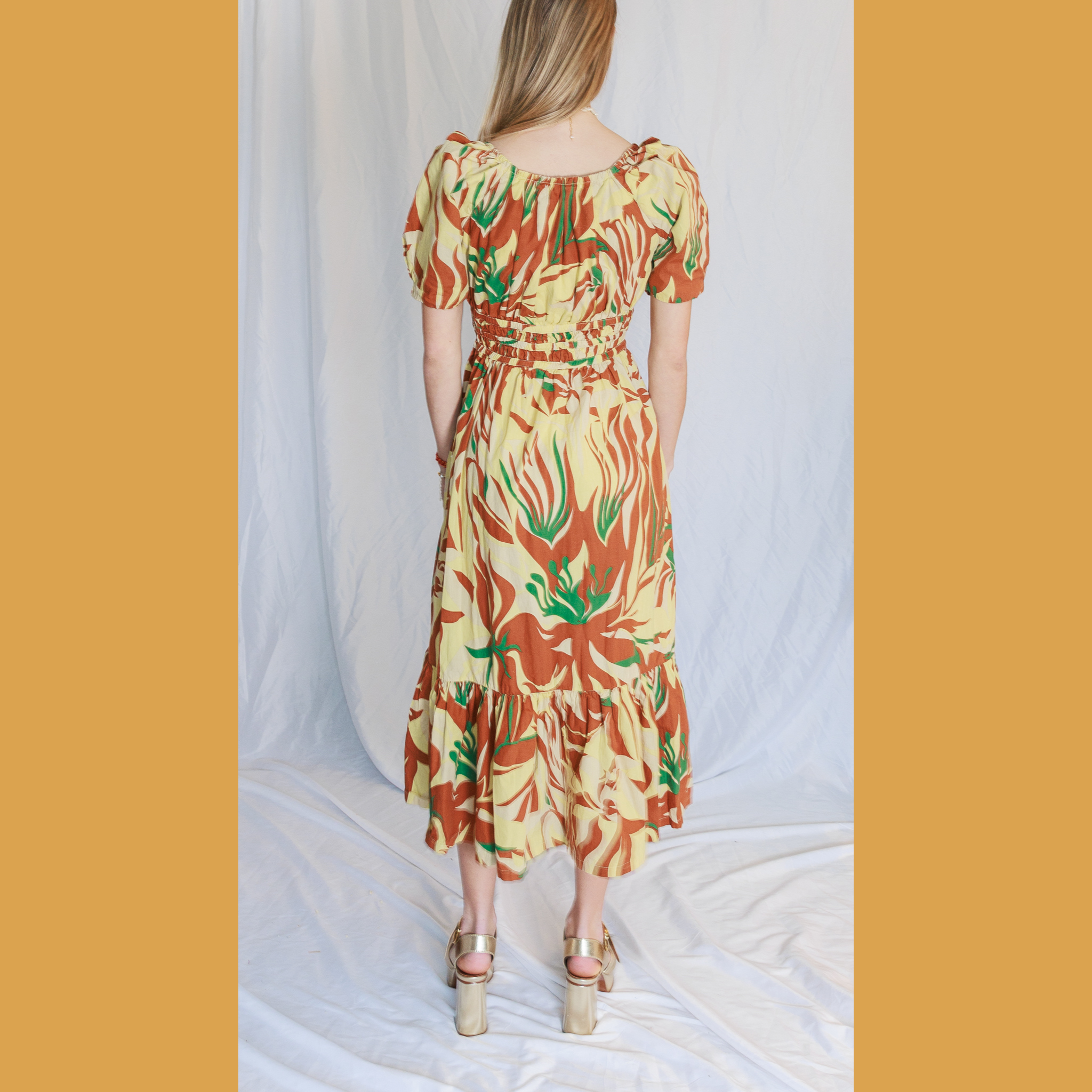 Alia Dress in Vintage 70s print