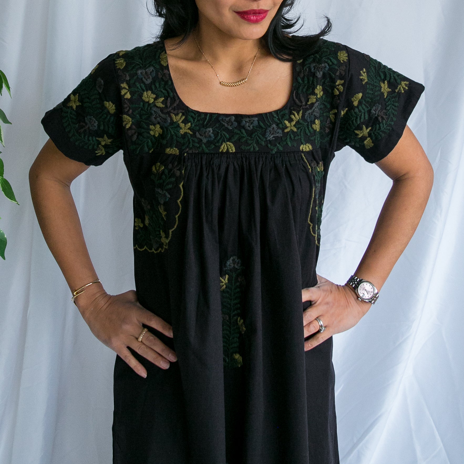 Mexican embroidered kaftan dress - in black